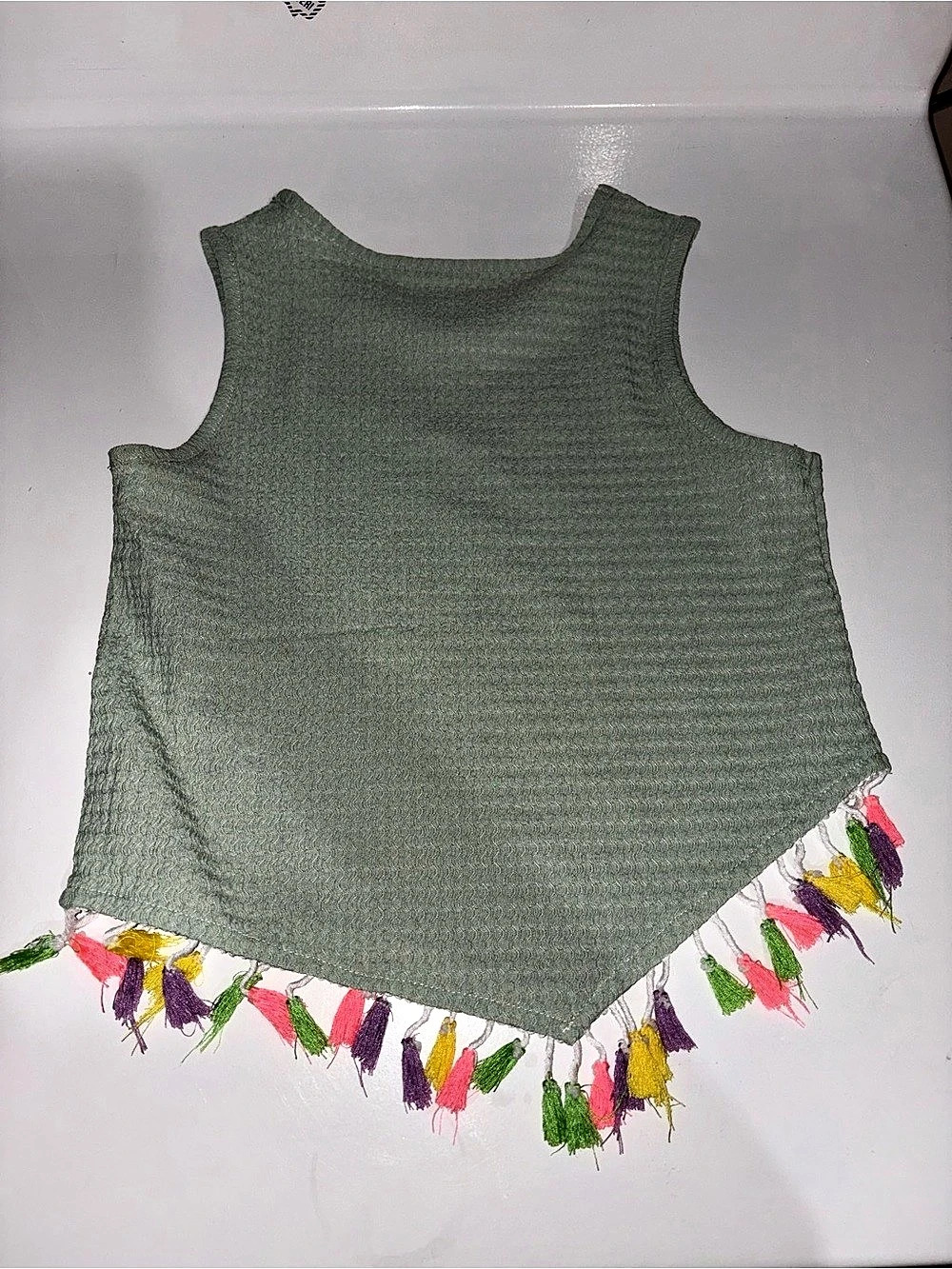 Green Tassel Hem Tank Top Like New